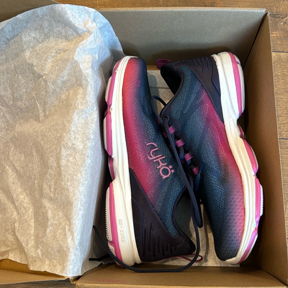 Ryka Women's Devotion Plus 4 Walking Shoe - 7